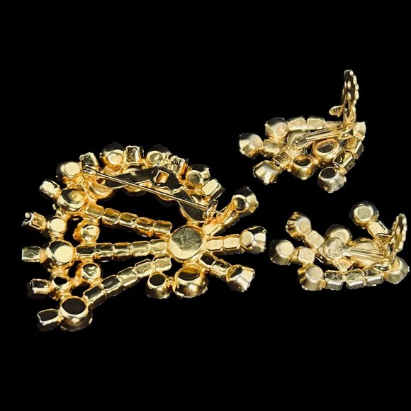 Gold Tone Aurora Borealis Rhinestone Abstract Brooch And Clip On Earrings (5132) - Picture 8 of 9